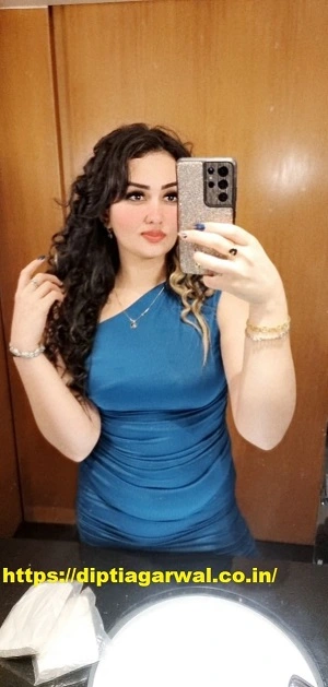 Call Girls in Khora Colony